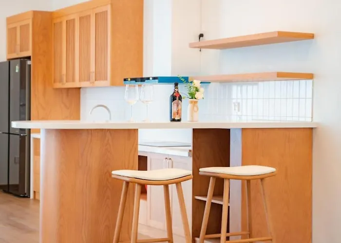 Biệt thự Chuỗi 8 Ngủ đồi đức Dương - Trung Tâm Bãi Cháy *